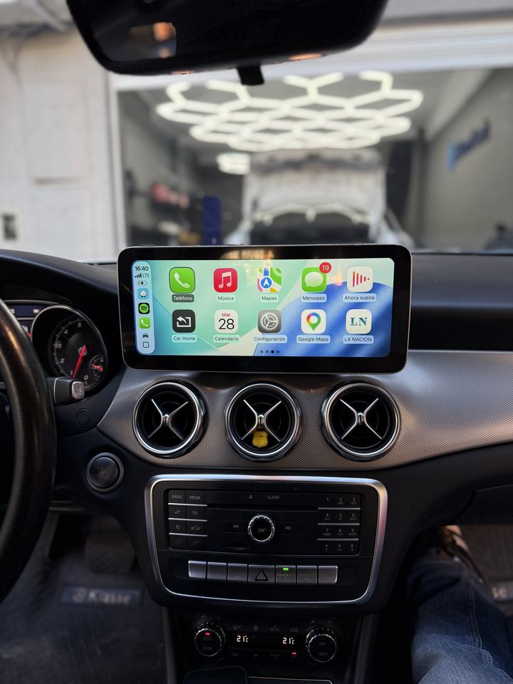 CarPlay instalado en Mercedes-Benz CLA