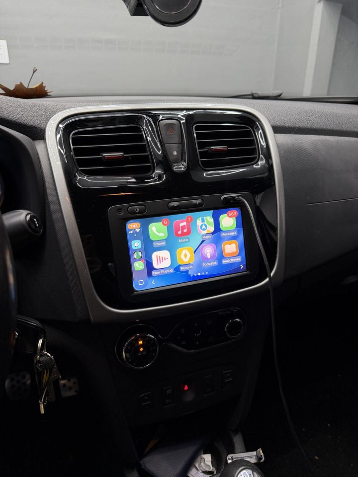 CarPlay instalado en Renault Sandero
